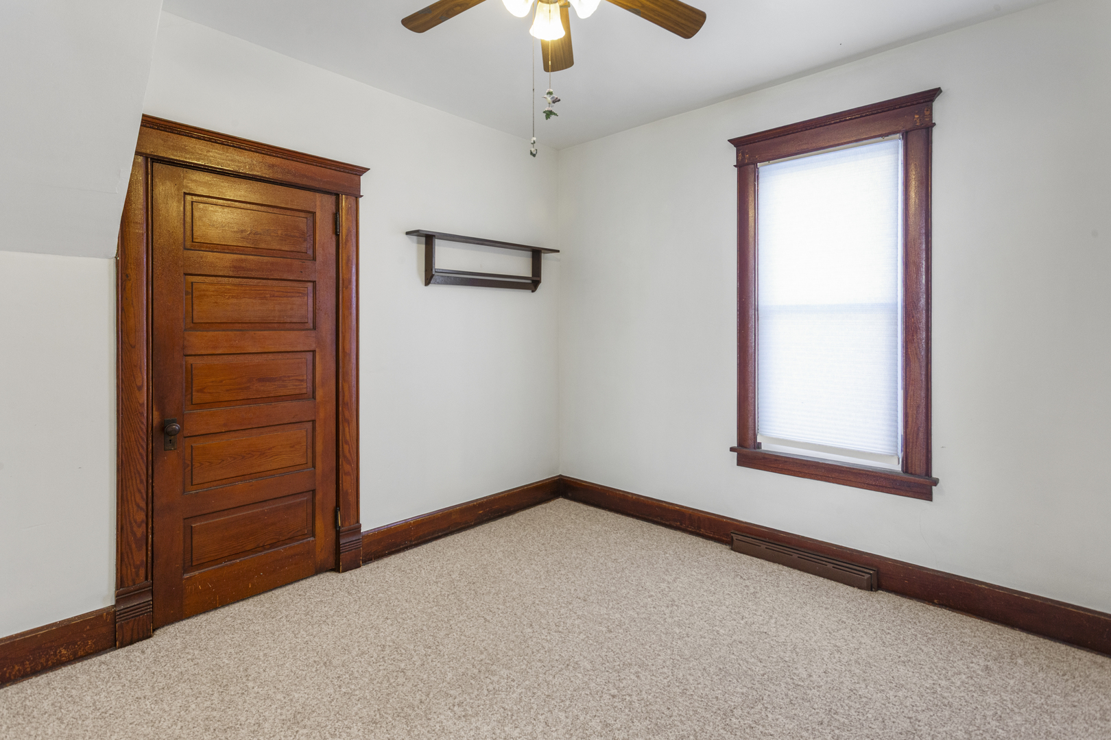 215 Chicago Street Dewitt, IL 61735 - Photo 17 of 37