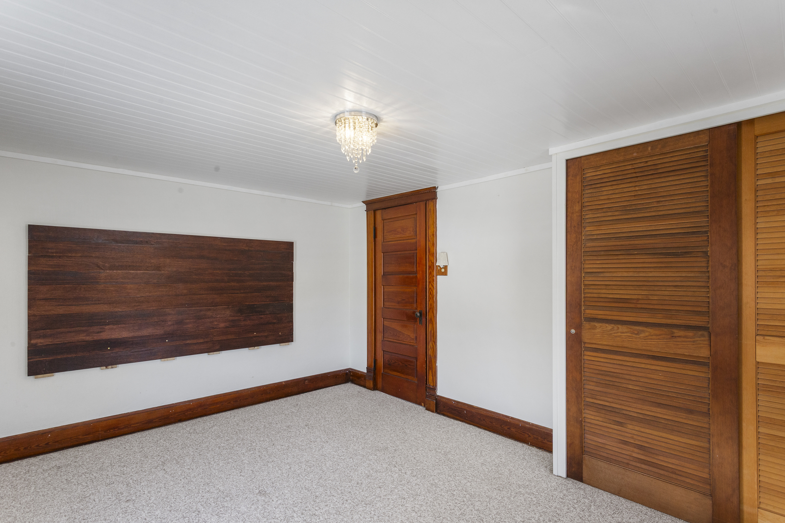 215 Chicago Street Dewitt, IL 61735 - Photo 23 of 37