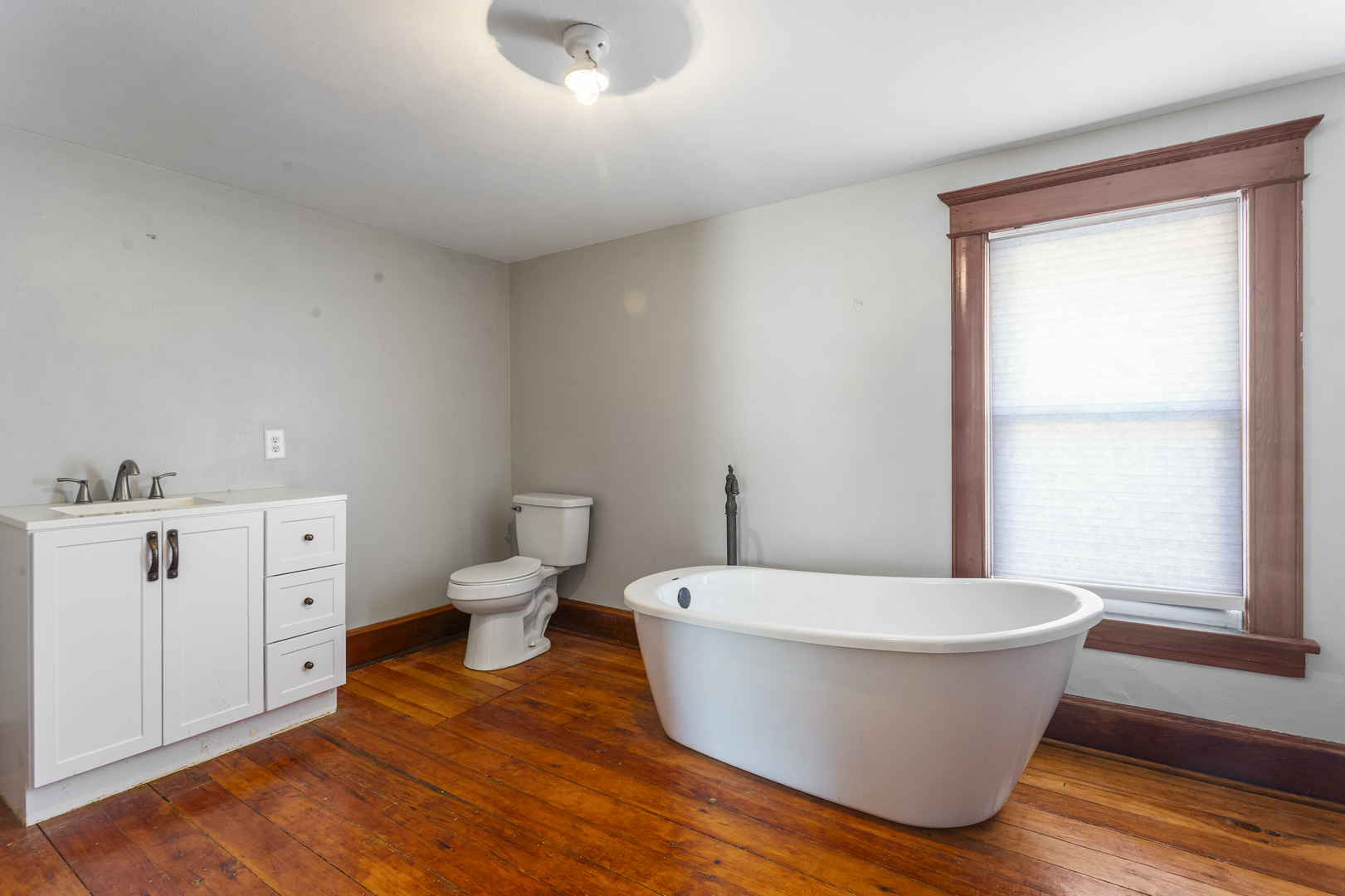 215 Chicago Street Dewitt, IL 61735 - Photo 26 of 37