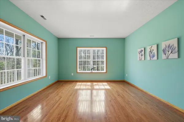 $635,000 | 622 Co Rte 25/7, Charles Town, WV 25414