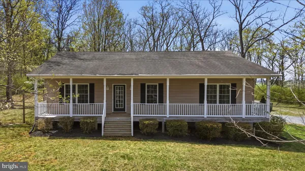 $635,000 | 622 Co Rte 25/7, Charles Town, WV 25414