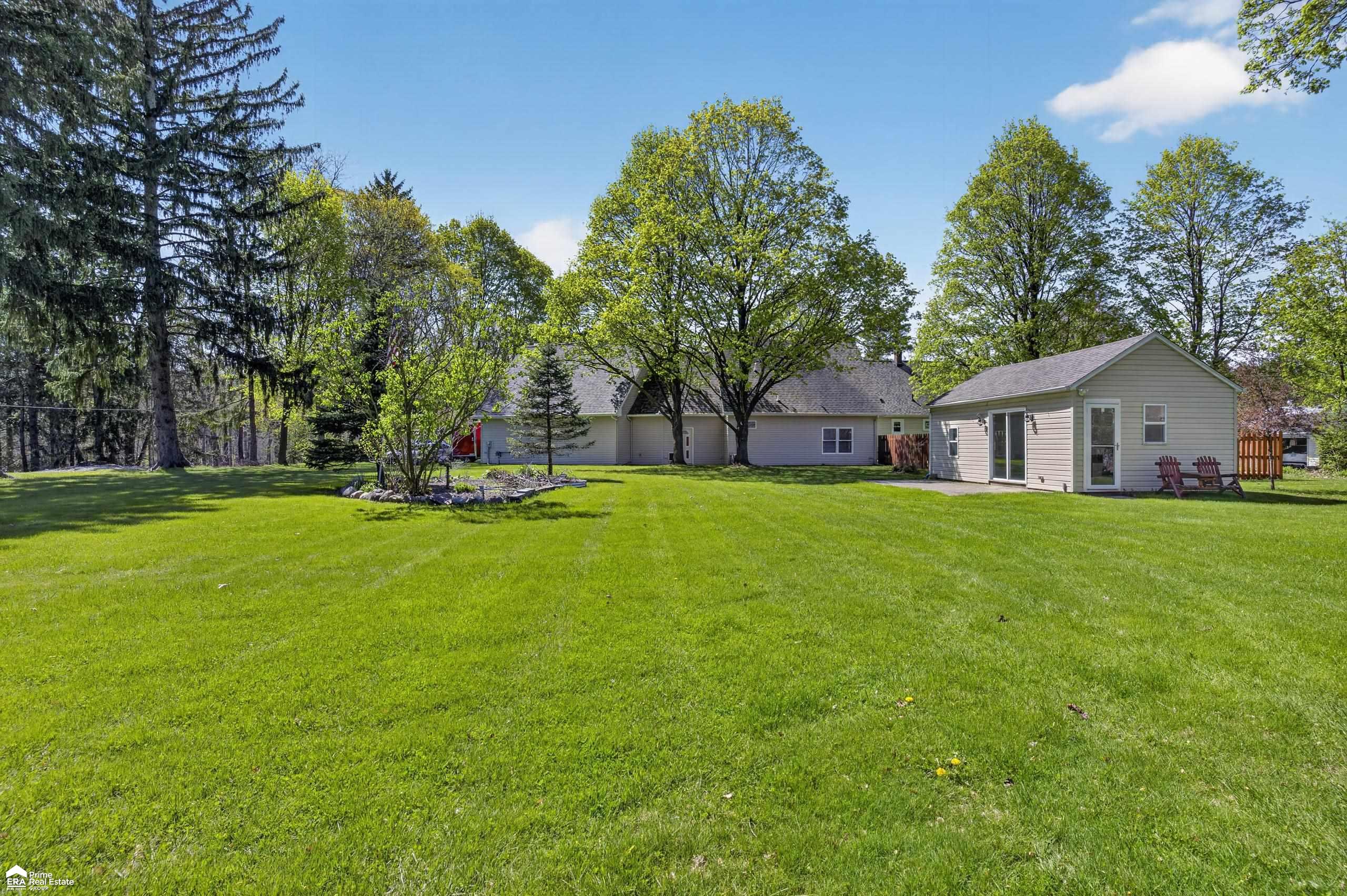 2292 North Belsay Road Burton, MI 48509 - Photo 57 of 86