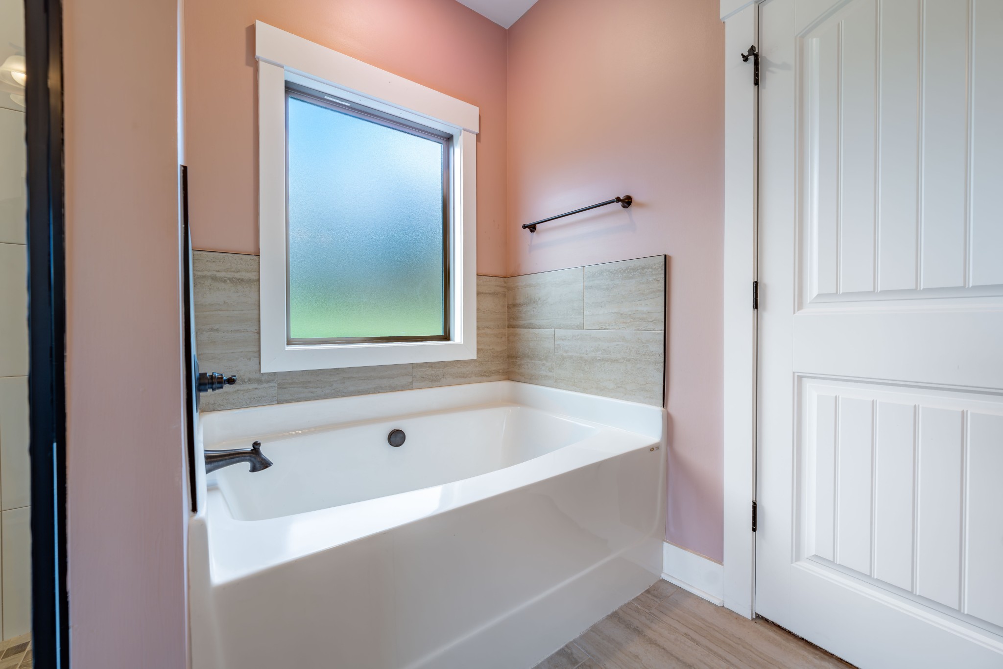 1202 Goose Drive Springfield, TN 37172 - Photo 34 of 45 a bathroom with a bathtub and shower