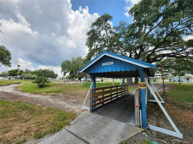$98,900 | 37021 Karen Avenue, Zephyrhills, FL 33542