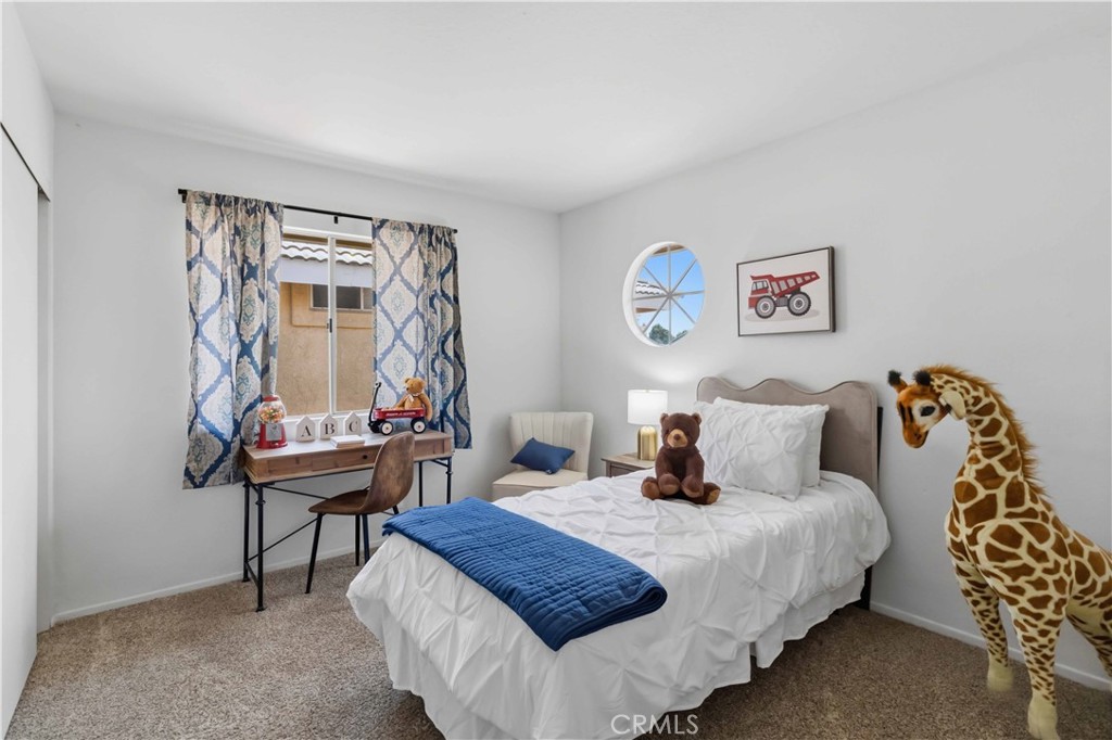 592 Fairfield Road Simi Valley, CA 93065 - Photo 25 of 39