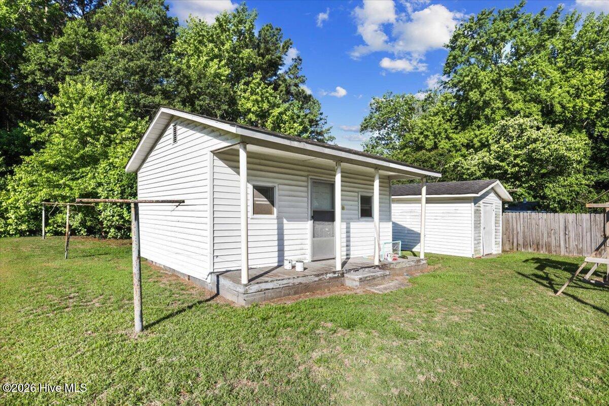 283 Will Baker Road Kinston, NC 28504 - Photo 8 of 38