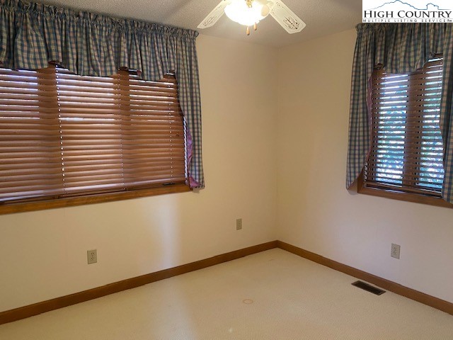197 High Hollow Road Deep Gap, NC 28618 - Photo 5 of 28