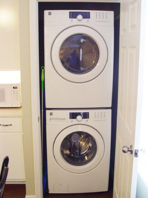 109 Powell Avenue, Unit B Fairhope, AL 36532 - Photo 7 of 12 Full-sized laundry