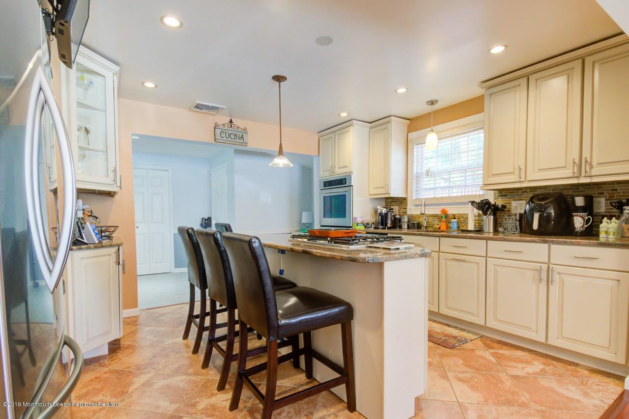 153 Pinehurst Road Brick, NJ 08723 - Photo 13 of 30 153 pinehurst kitchen1