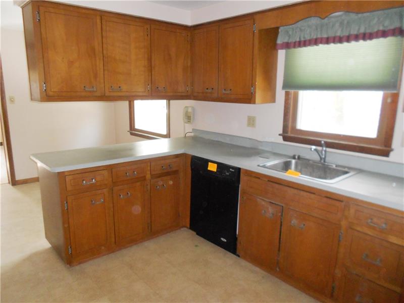 223 Rush Valley Road Monroeville, PA 15146 - Photo 7 of 22 Gallery Image 7