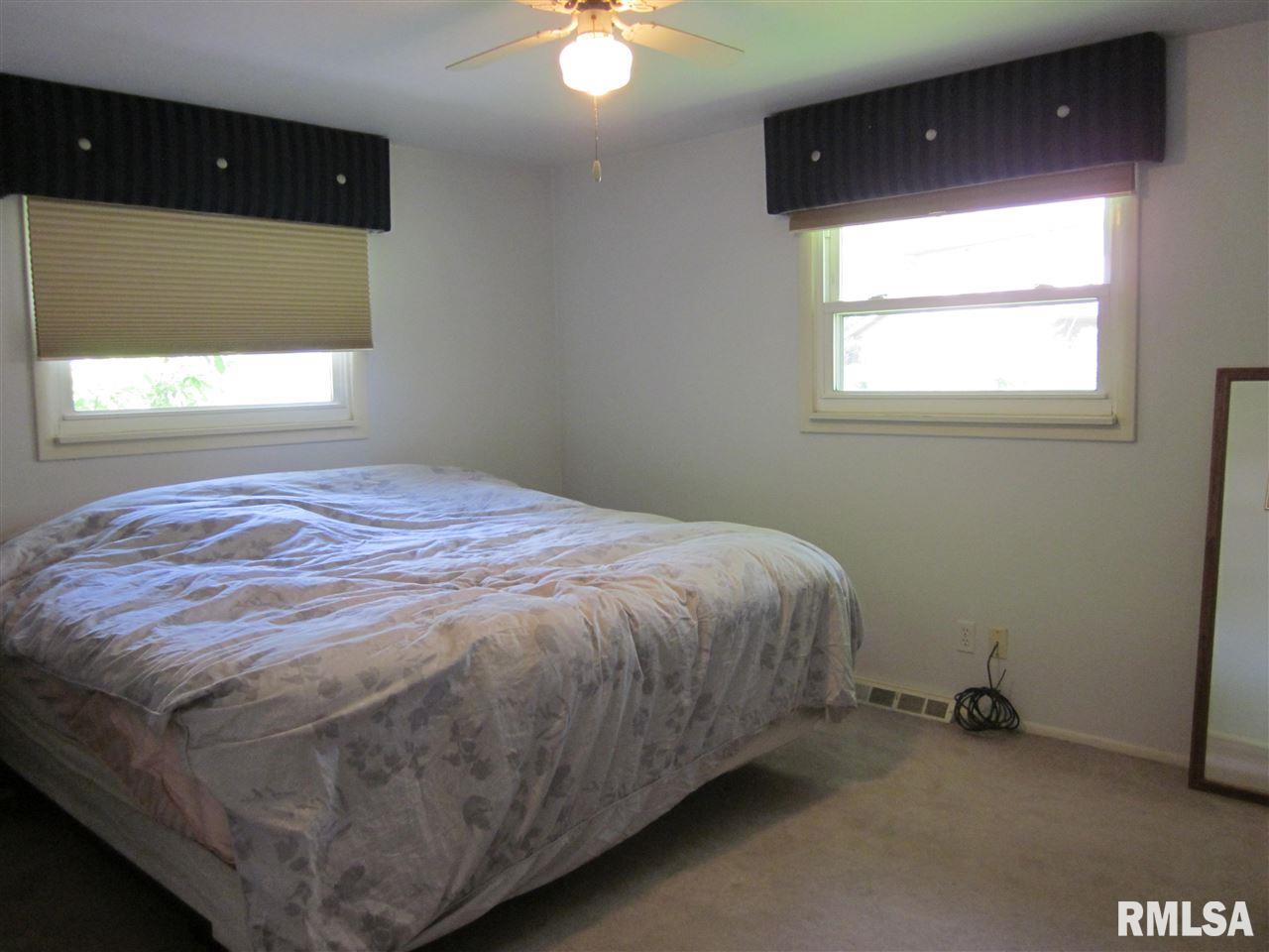 3413 West Chartwell Road Peoria, IL 61614 - Photo 12 of 27 Gallery Image 12