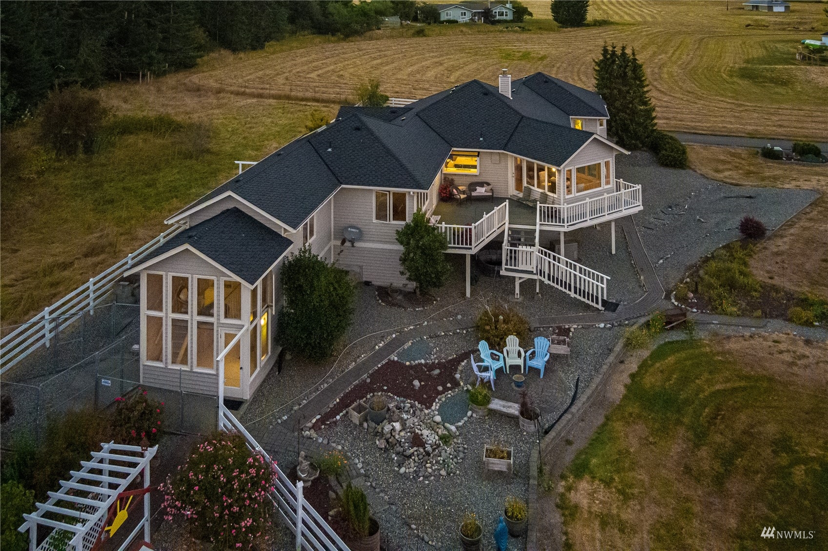 938 South Blockhouse Road Coupeville, WA 98239 - Photo 38 of 40 Gallery Image 38
