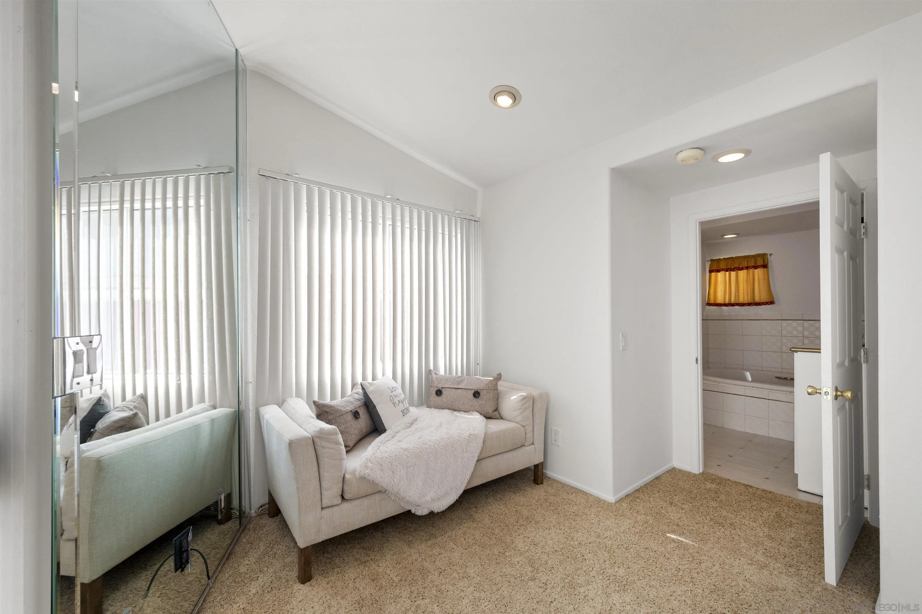 4815 Ebony Ridge Road San Diego, CA 92102 - Photo 24 of 45 a living room with furniture and a window