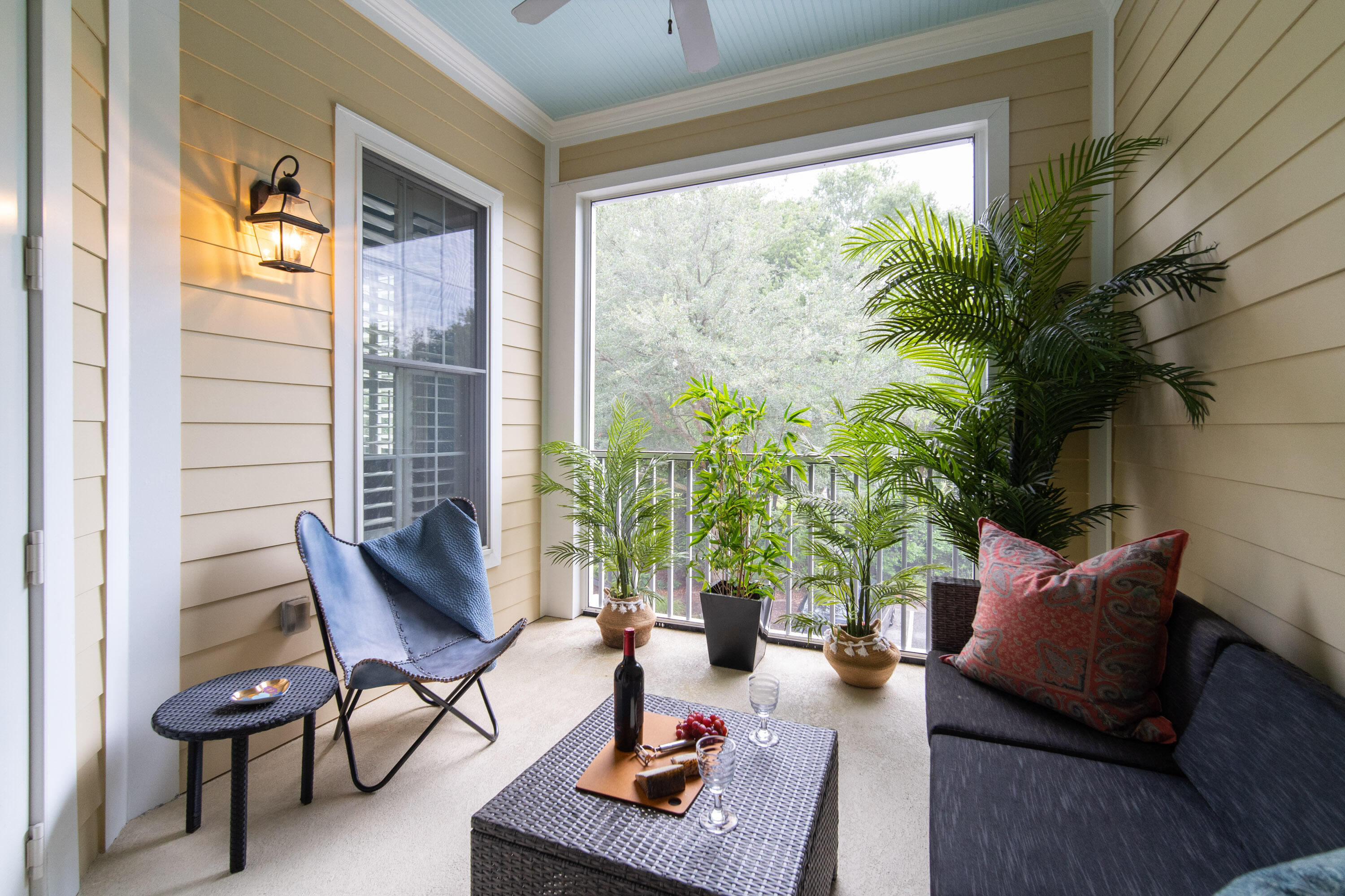 656 Coleman Boulevard, Unit 605 Mount Pleasant, SC 29464 - Photo 11 of 27 656 Coleman Blvd-6