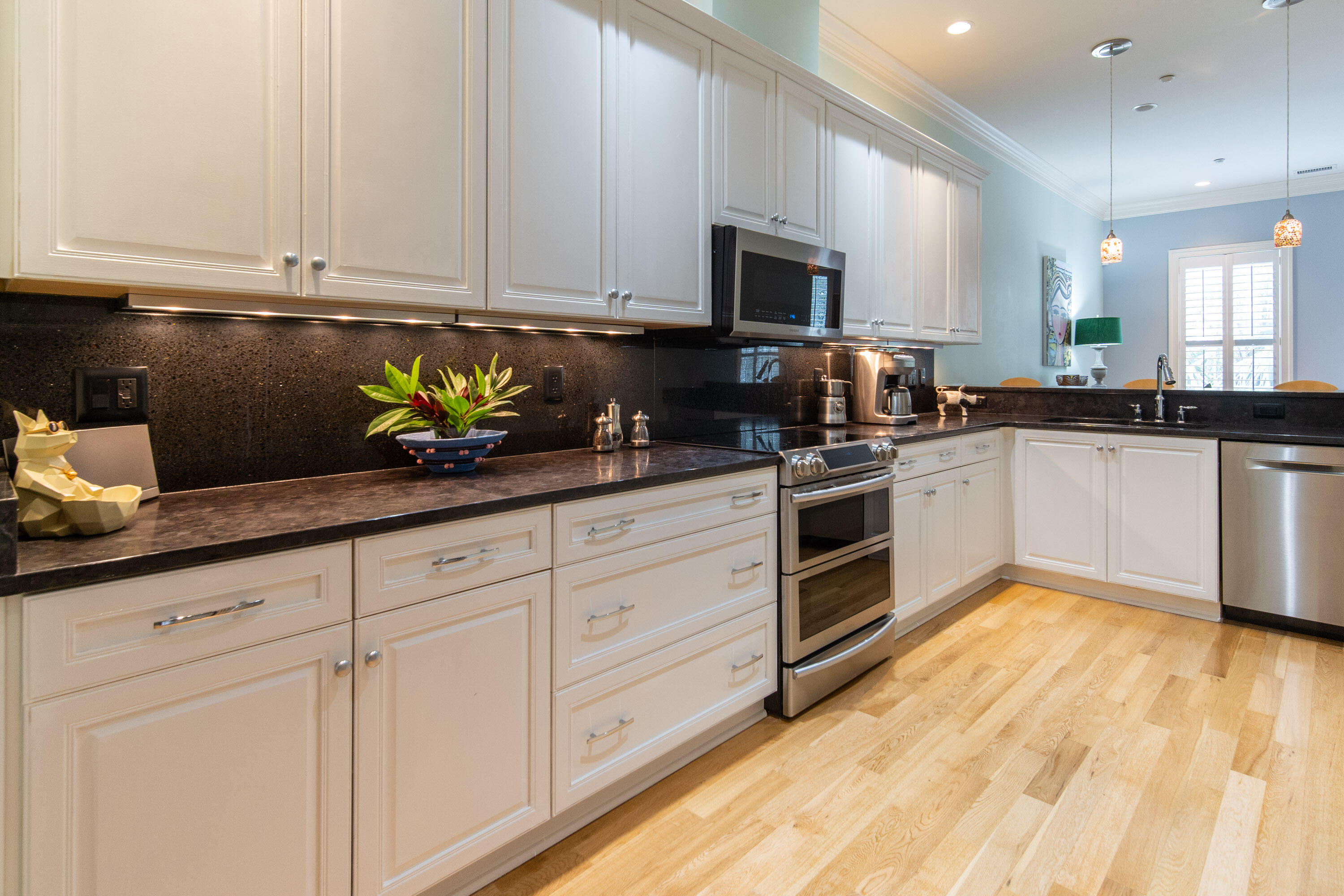 656 Coleman Boulevard, Unit 605 Mount Pleasant, SC 29464 - Photo 6 of 27 656 Coleman Blvd-11