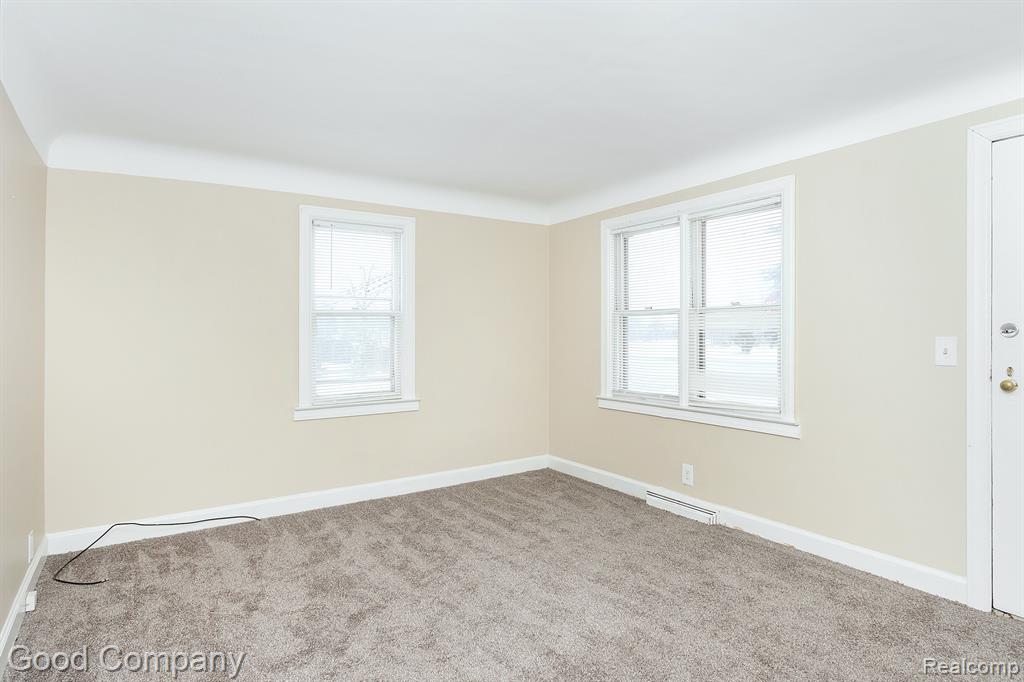 1295 East Auburn Road Rochester Hills, MI 48307 - Photo 10 of 25