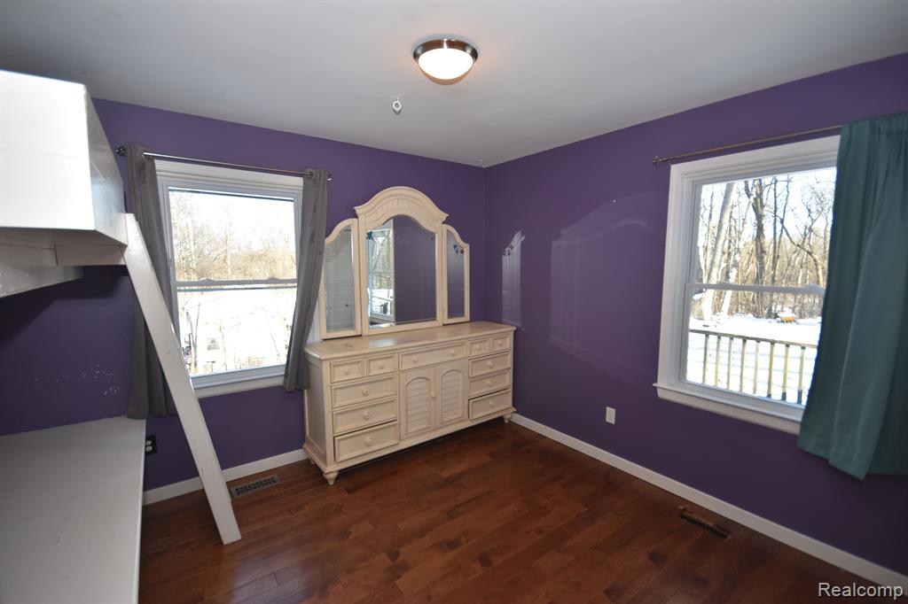 9417 Mabley Hill Road Fenton, MI 48430 - Photo 11 of 22