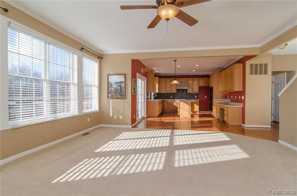 620 Bliss Drive Rochester Hills, MI 48307 - Photo 8 of 38