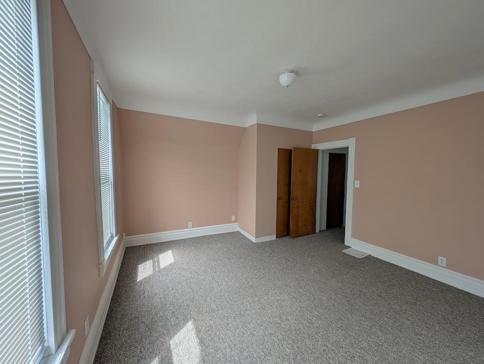 2213 Broadway Street Bay City, MI 48708 - Photo 11 of 21