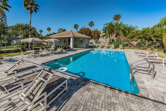 $649,900 | 1704 Lago Vista Boulevard, Palm Harbor, FL 34685