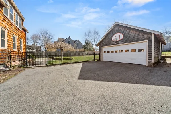 $5,000 | 14 Morse Court, Manchester, MA 01944