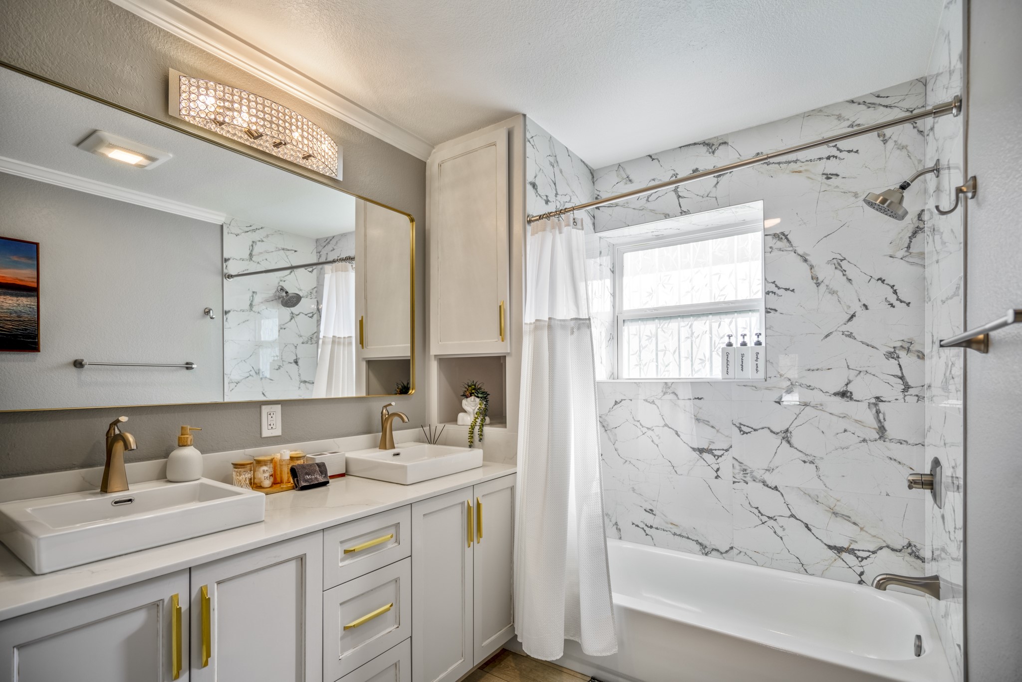 3207 Brownie Campbell Road Houston, TX 77086 - Photo 30 of 49 a bathroom with a sink and a bathtub