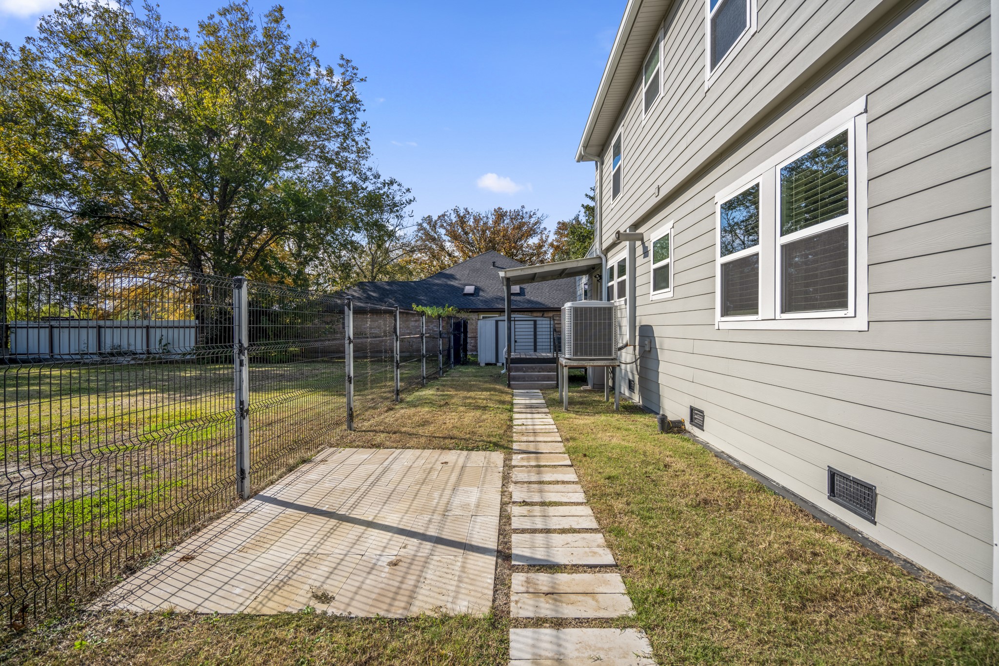 3207 Brownie Campbell Road Houston, TX 77086 - Photo 38 of 49 a view of a house with a swimming pool
