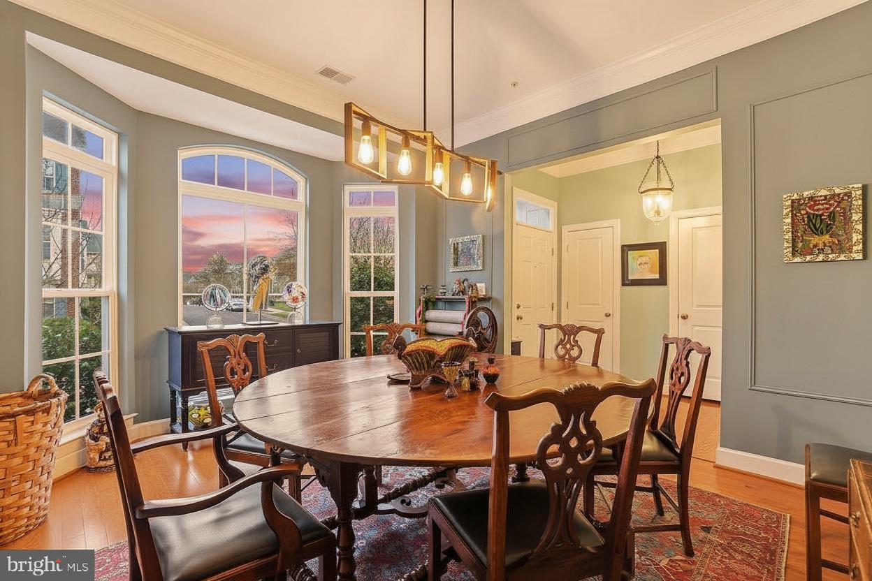 23416 Clarksridge Road Clarksburg, MD 20871 - Photo 5 of 48 Dining Room