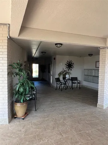 $174,000 | 7941 58th Avenue North, Unit 106, St. Petersburg, FL 33709