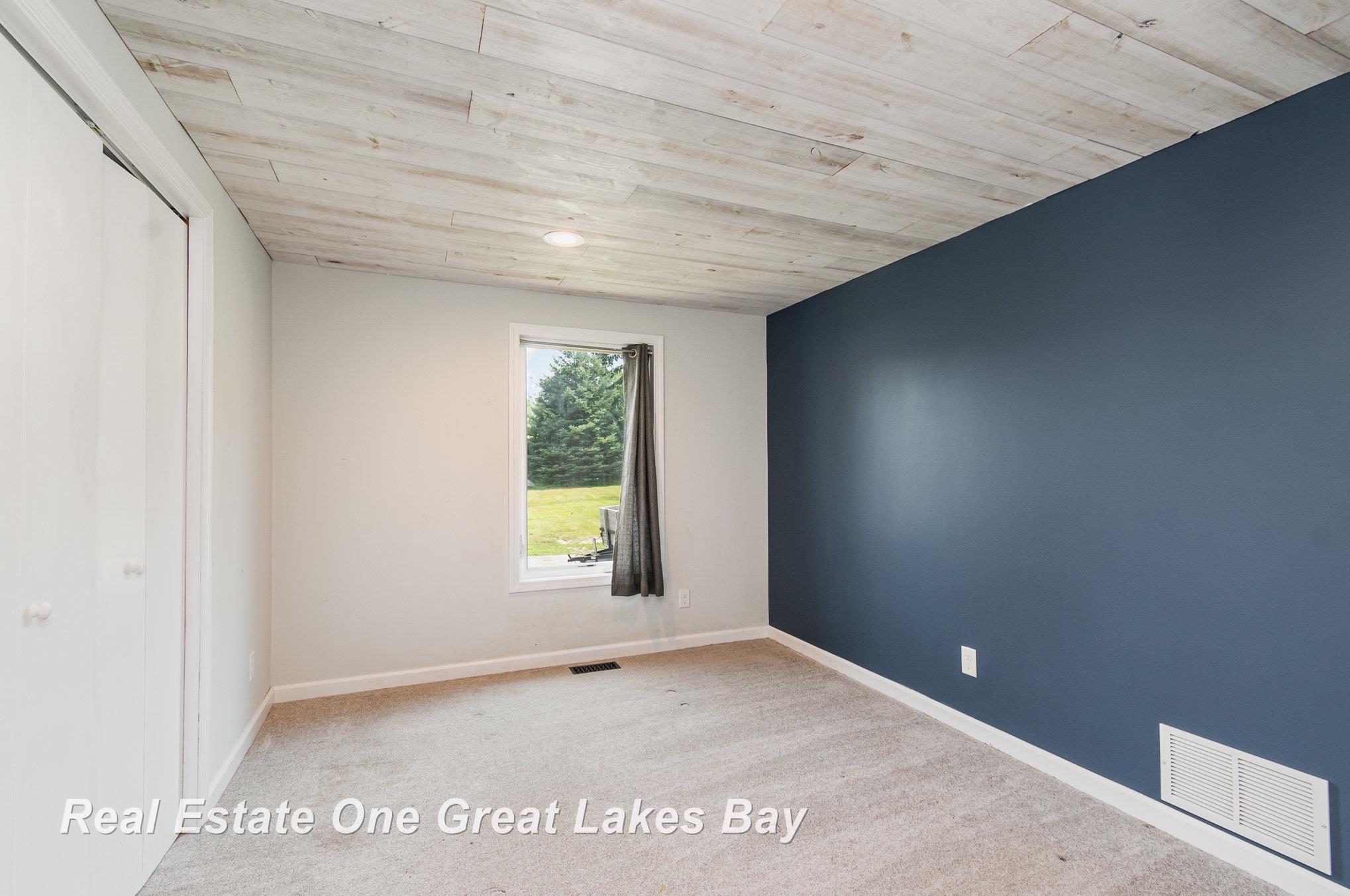 1462 McGregor Road Vanderbilt, MI 49795 - Photo 12 of 50