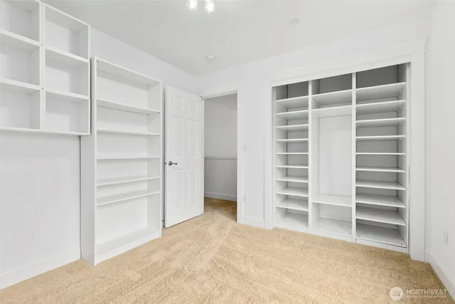 $1,400,000 | 7655 Northeast 204th Place, Kenmore, WA 98028