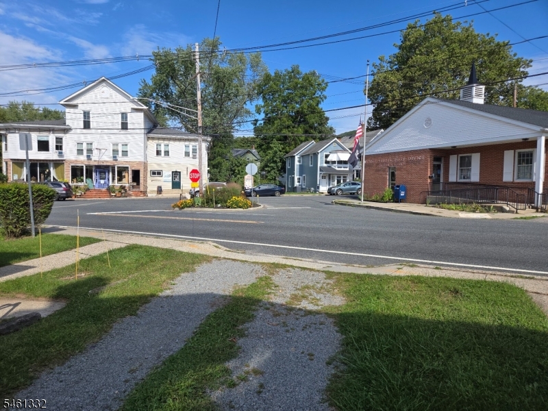 3 Academy Street, Unit 3 Califon, NJ 07830 - Photo 15 of 18 Gallery Image 15
