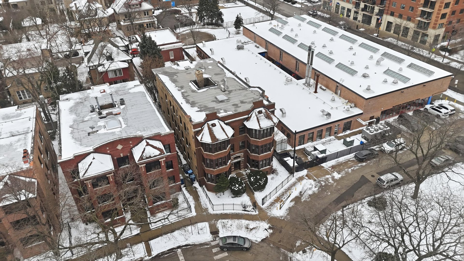 939 West Ainslie Street, Unit 2E Chicago, IL 60640 - Photo 41 of 47