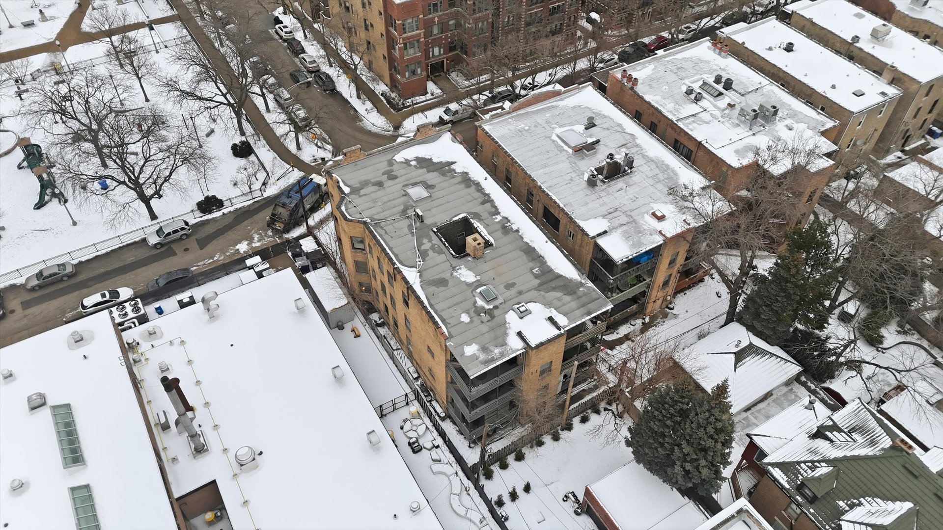 939 West Ainslie Street, Unit 2E Chicago, IL 60640 - Photo 43 of 47