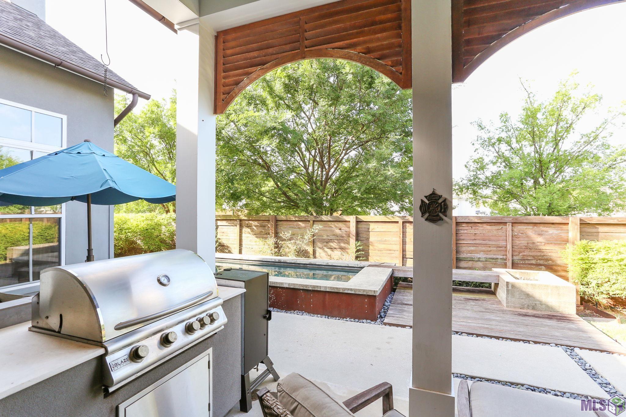 6374 Muir Street Baton Rouge, LA 70817 - Photo 14 of 20 Gourmet Outdoor Kitchen
