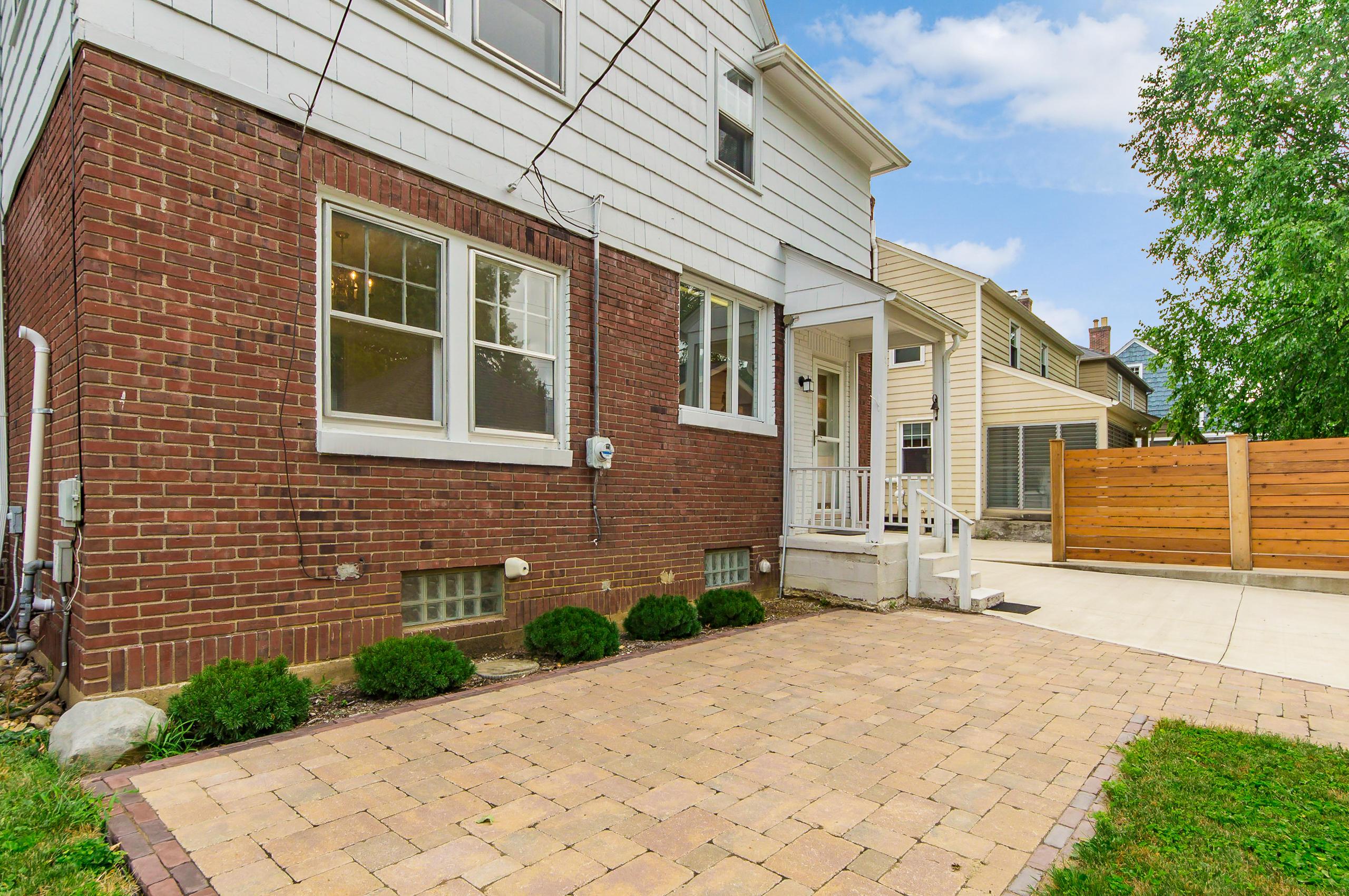 337 Fallis Road Columbus, OH 43214 - Photo 8 of 41 Gallery Image 8