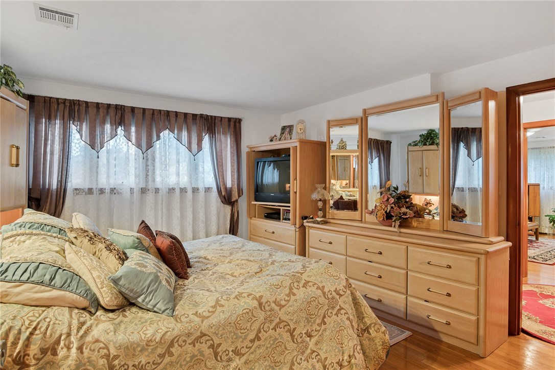 4 Duke Road Cumberland, RI 02864 - Photo 11 of 17 Gallery Image 11