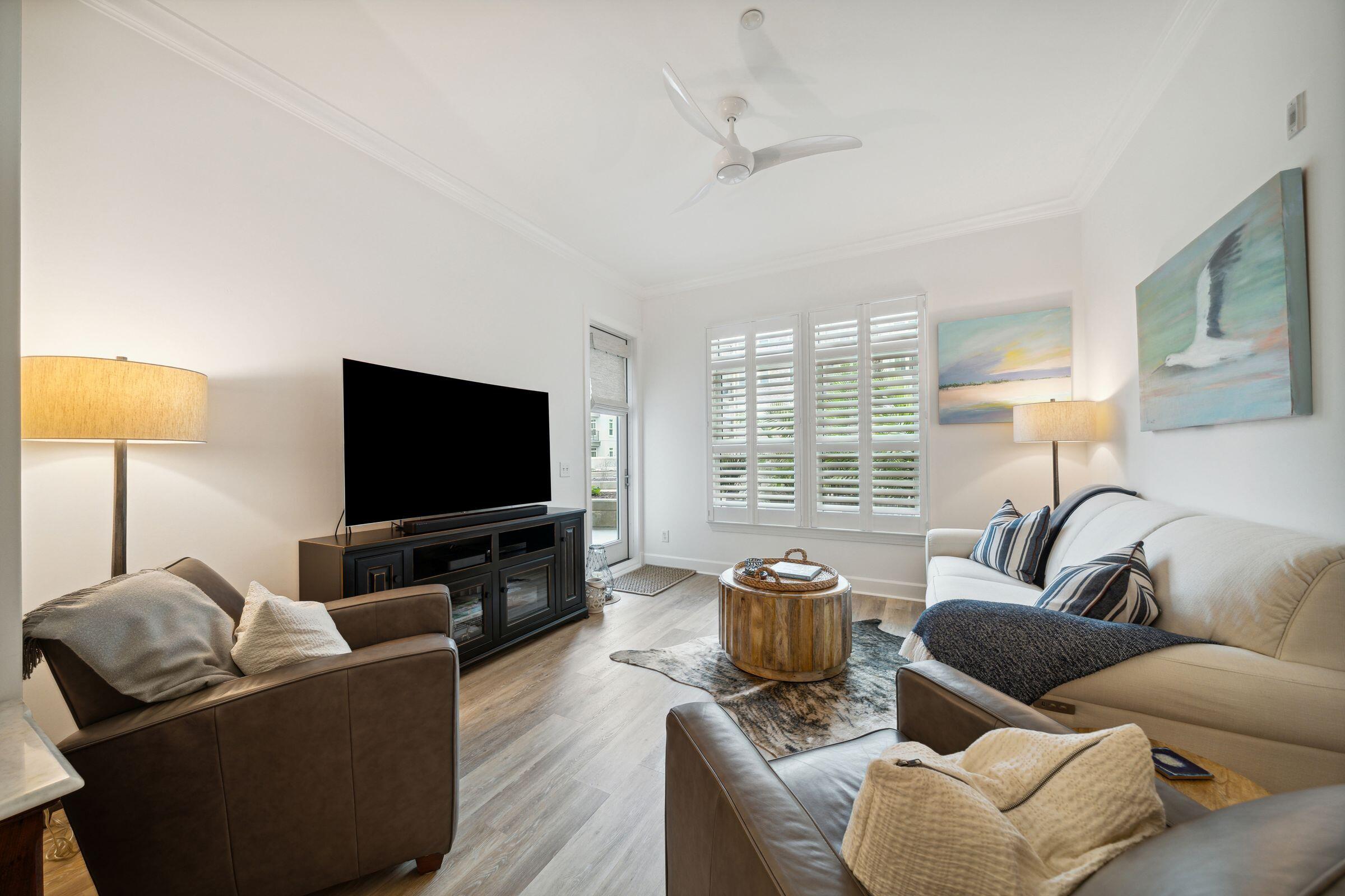 145 Pier View Street, Unit 114 Charleston, SC 29492 - Photo 16 of 41 16. Living Area