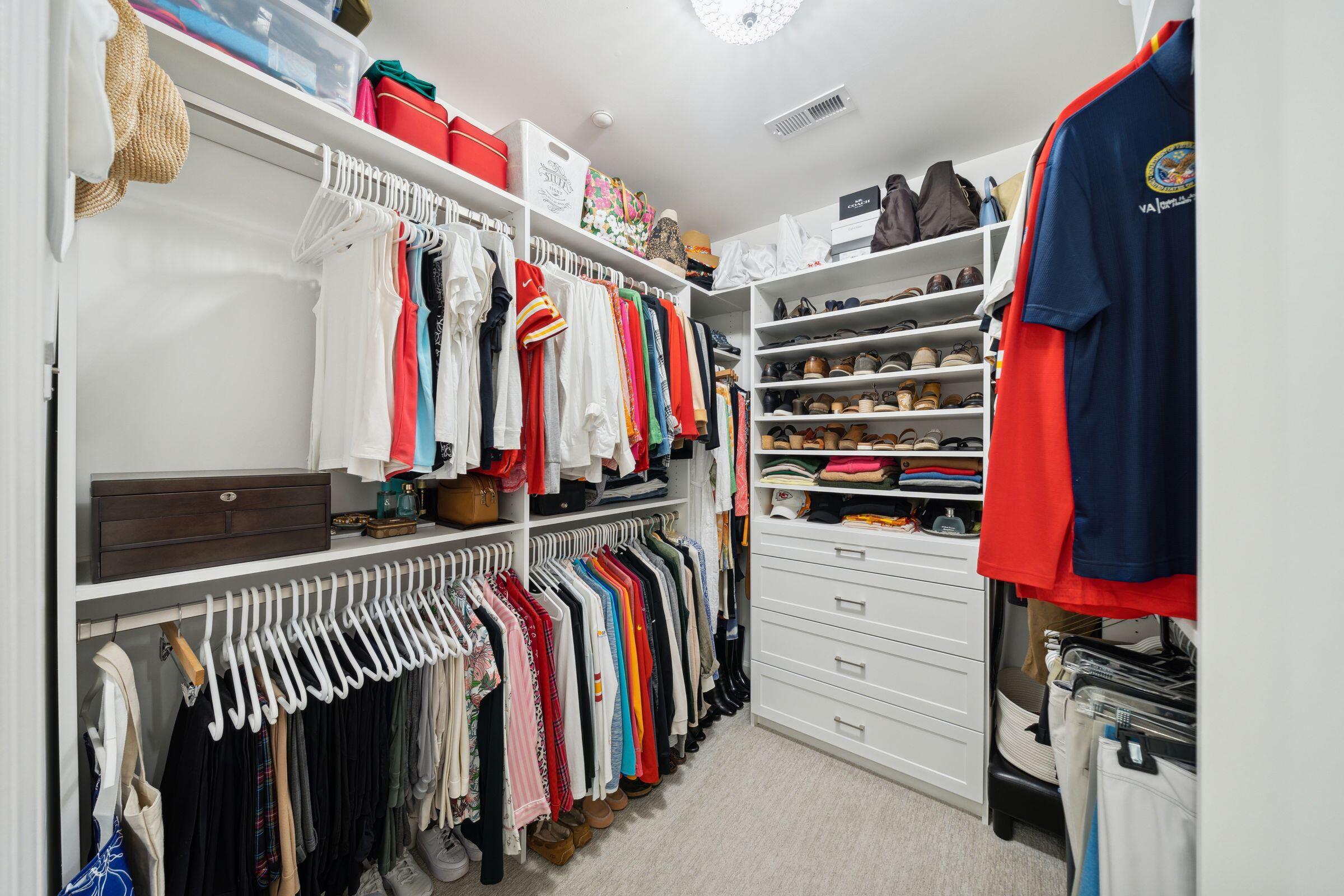 145 Pier View Street, Unit 114 Charleston, SC 29492 - Photo 27 of 41 28. Primary Closet