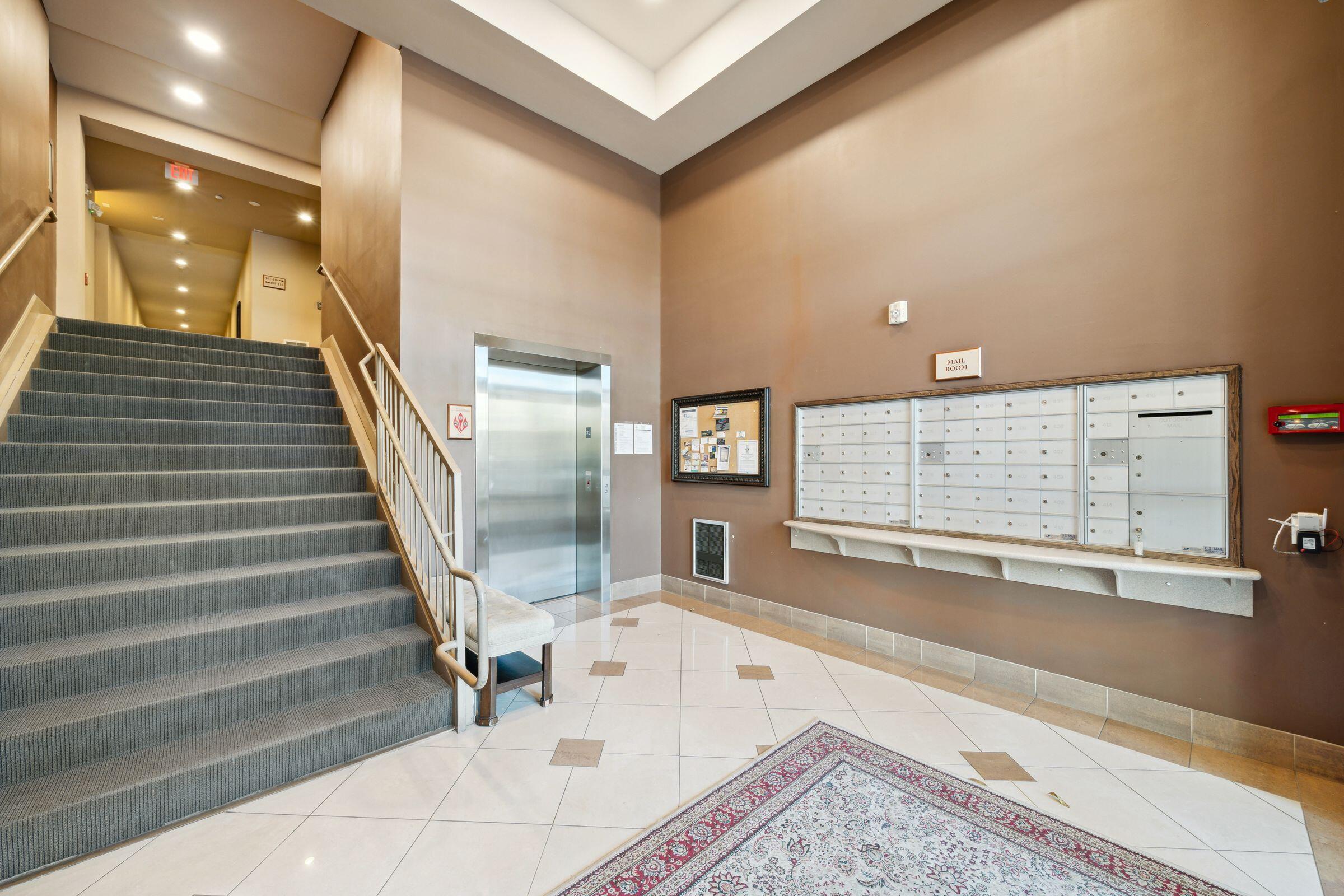 145 Pier View Street, Unit 114 Charleston, SC 29492 - Photo 6 of 41 6. Lobby