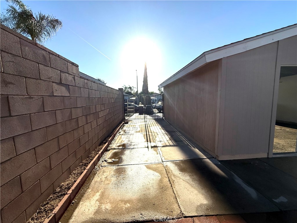 3445 Sparrow Circle Riverside, CA 92503 - Photo 32 of 41 a view of balcony