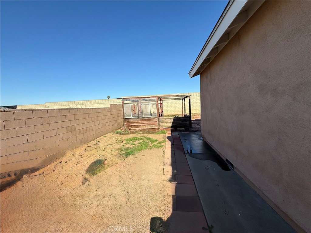 3445 Sparrow Circle Riverside, CA 92503 - Photo 39 of 41 a view of ocean from a balcony