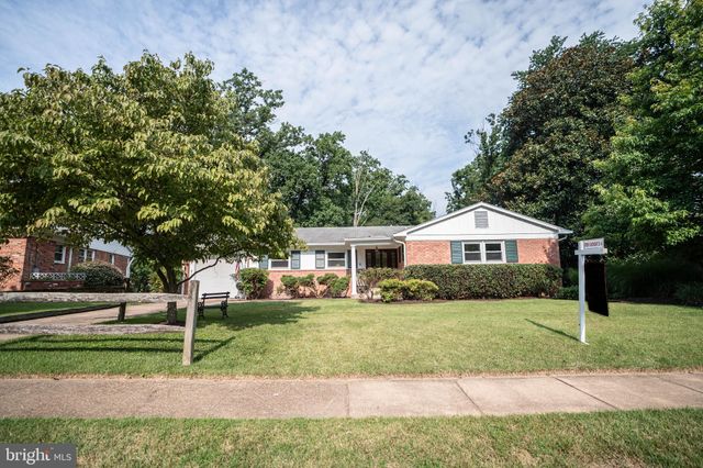 $855,000 | 1312 North Ivanhoe Street, Alexandria, VA 22304