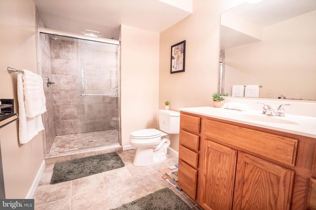 $855,000 | 1312 North Ivanhoe Street, Alexandria, VA 22304