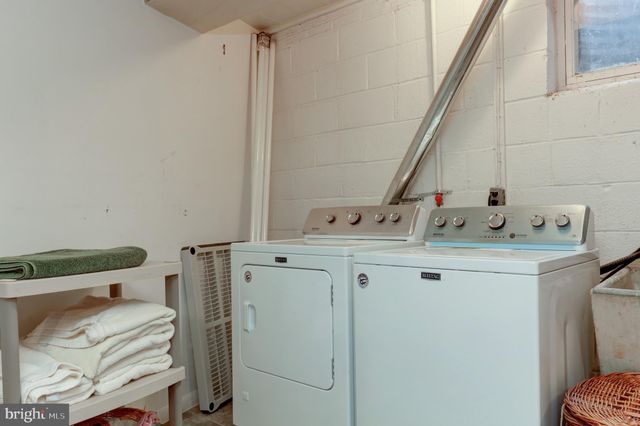 $855,000 | 1312 North Ivanhoe Street, Alexandria, VA 22304