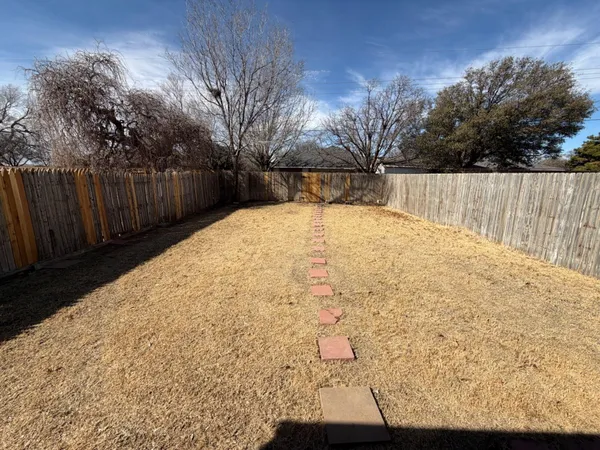 $1,000 | 9604 Elgin Avenue, Unit B, Lubbock, TX 79423