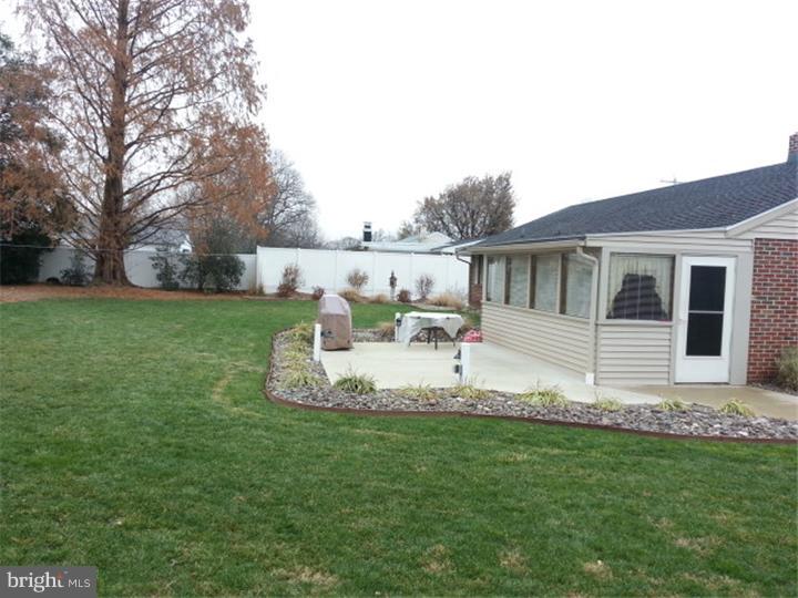 626 Rittenhouse Drive Reading, PA 19606 - Photo 4 of 25 Gallery Image 4