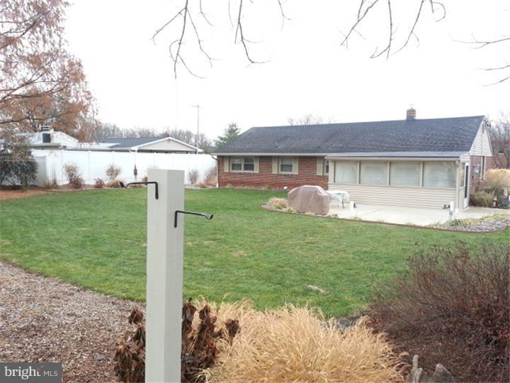 626 Rittenhouse Drive Reading, PA 19606 - Photo 5 of 25 Gallery Image 5