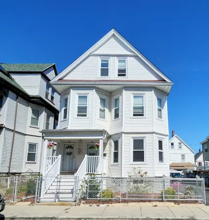 $3,800 | 28 Corona Street, Unit 2, Boston, MA 02124