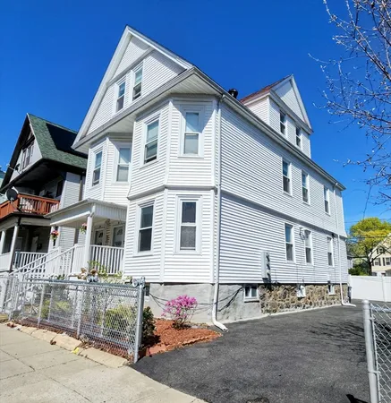 $3,800 | 28 Corona Street, Unit 2, Boston, MA 02124